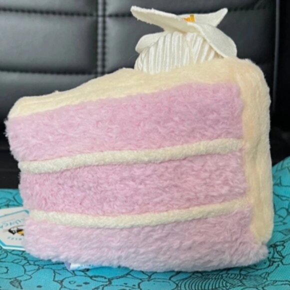 Jellycat Amuseables Yulan Taro Cake Shanghai Exclusive Cute NWT and Dust Bag - Picture 3 of 4